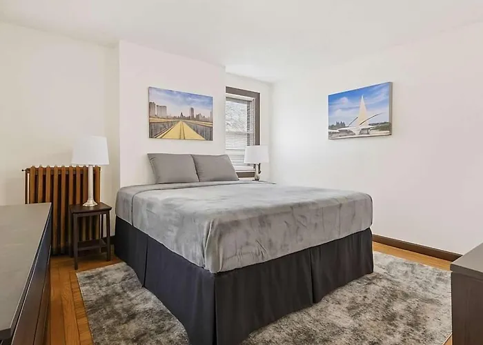 Apartment Cozy 1br King - Near Airport *